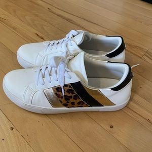 Steve Madden leopard detail sneakers - 9.5 but run small, more like 8.5